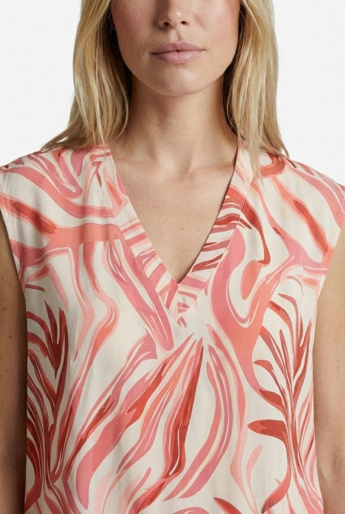 GM Karla Top Sand Cranberry