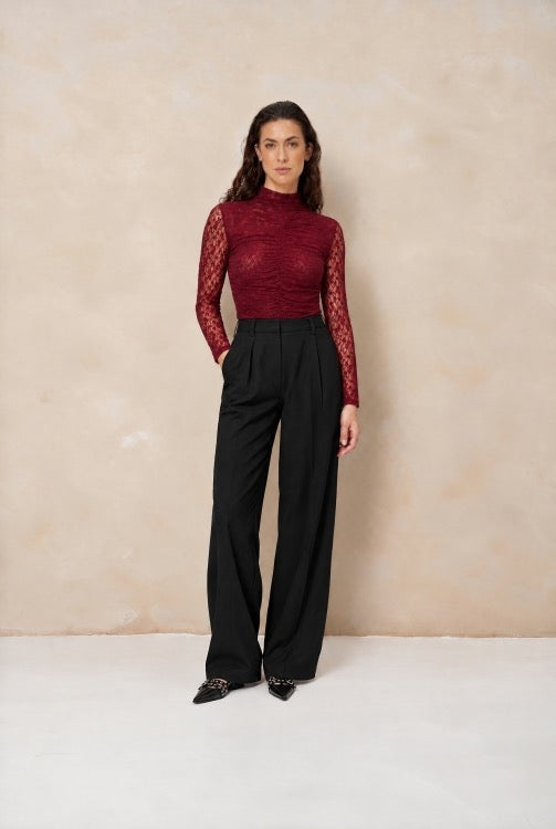 LM Top Kaye Burgundy