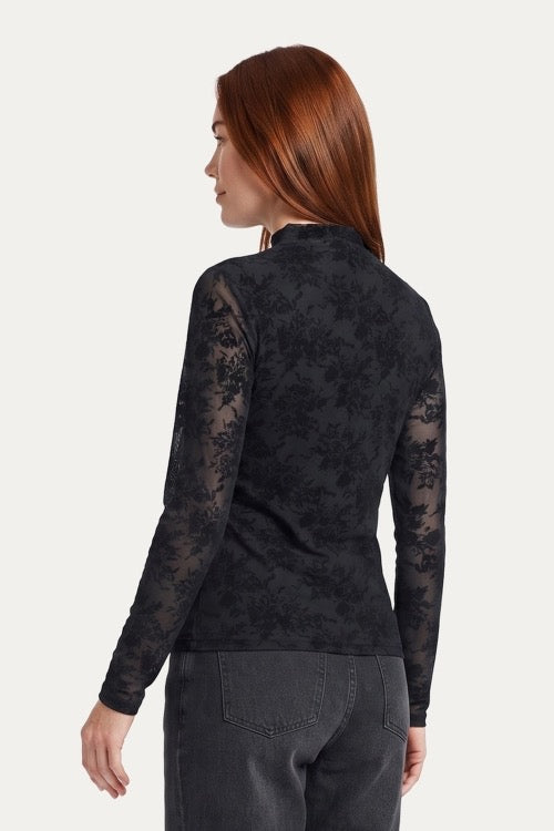 GM Gwyneth Top Black