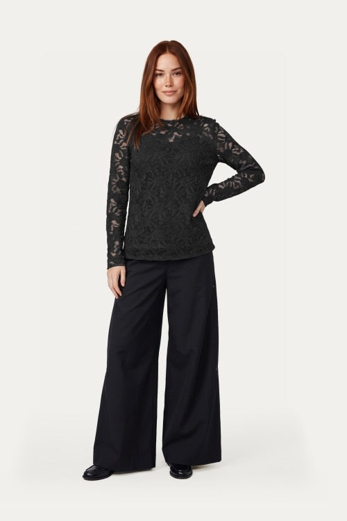 GM Sloane Top Zwart